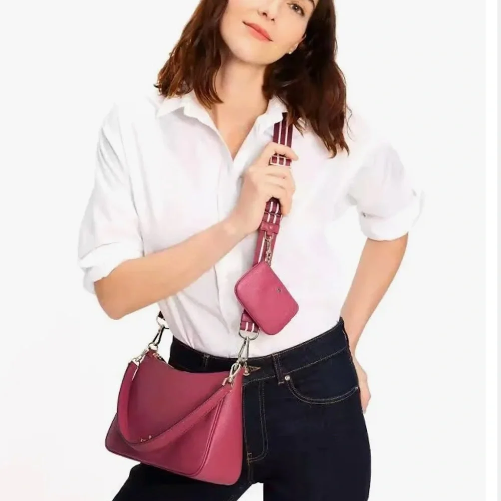 Kate Spade Rosie Shoulder Bag With Tech Attachment AirPod
Renaissance Rosie
NWT - Picture 3 of 16